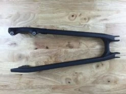 Specialized STS MY12 SJ FSR 29IN CARBON SEATSTAY W/BEARINGS BLK NO DECALS