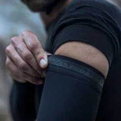 Haru Lightweight Thermal Sleeves Gobik Unisex Pitch Black 8 Haru Lightweight Thermal Sleeves Gobik Unisex Pitch Black -Specialized Shop 848972 800 auto