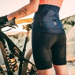 Absolute 5.0 Culotte Corto Gobik Mujer K9 Negro 7 Absolute 5.0 Culotte Corto Gobik Mujer K9 Negro -Specialized Shop 958493 800 auto